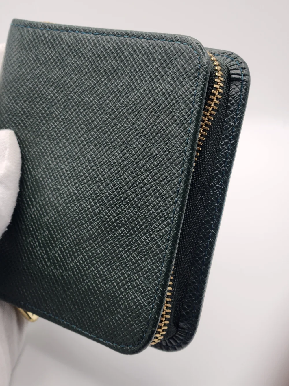Louis Vuitton Compact Zip-around Bifold Wallet In Taiga Leather With Dustbag